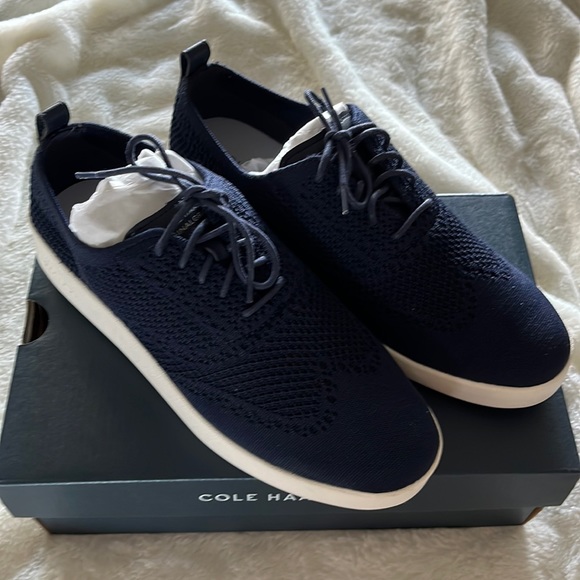 NWT Cole Haan GP Contender shoe Navy 8.5 - Picture 1 of 5